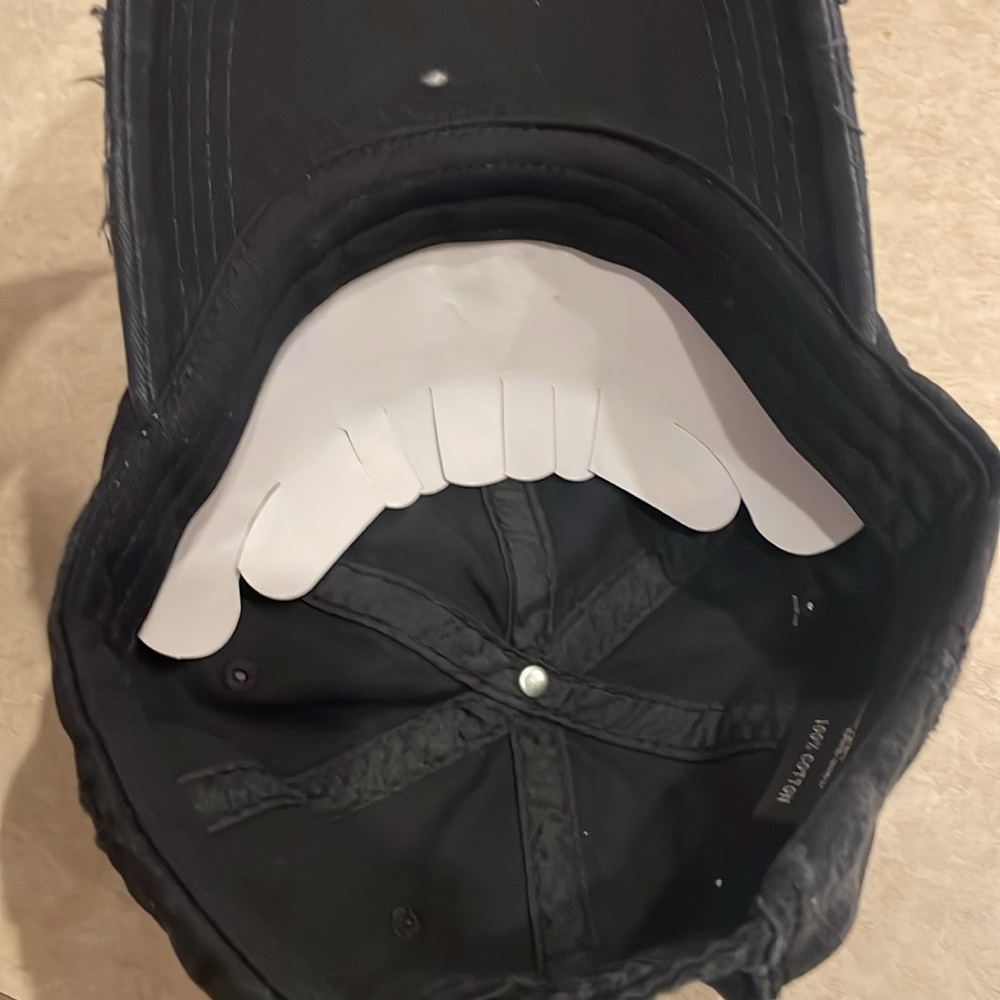 Wine hat - Picture 4 of 4